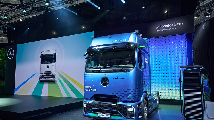 eActros 600 på IAA - Truck of the Year 2025.